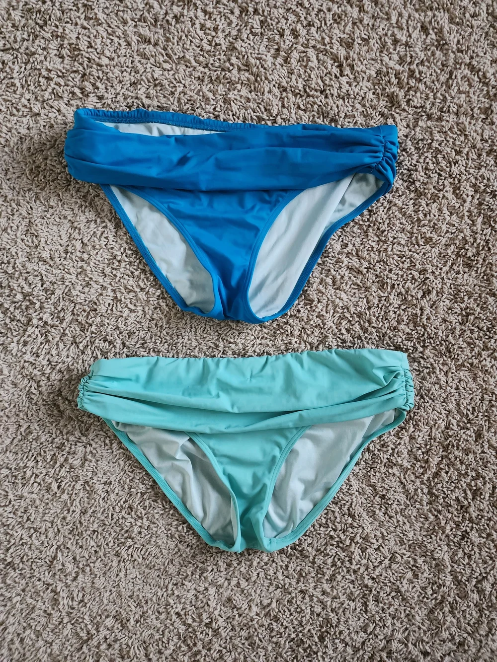VS Bikini Top With Two Bottoms